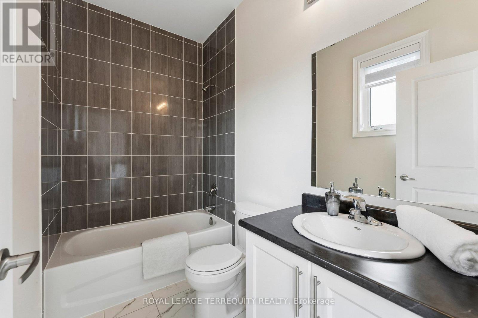 7 Ballanview Court Property Photo 30