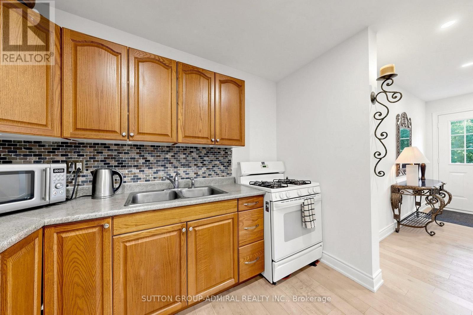 49 Klimek Boulevard Property Photo 10