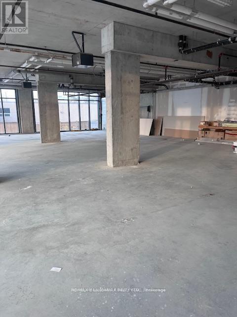 12 - 11611 Yonge Street Property Photo 3