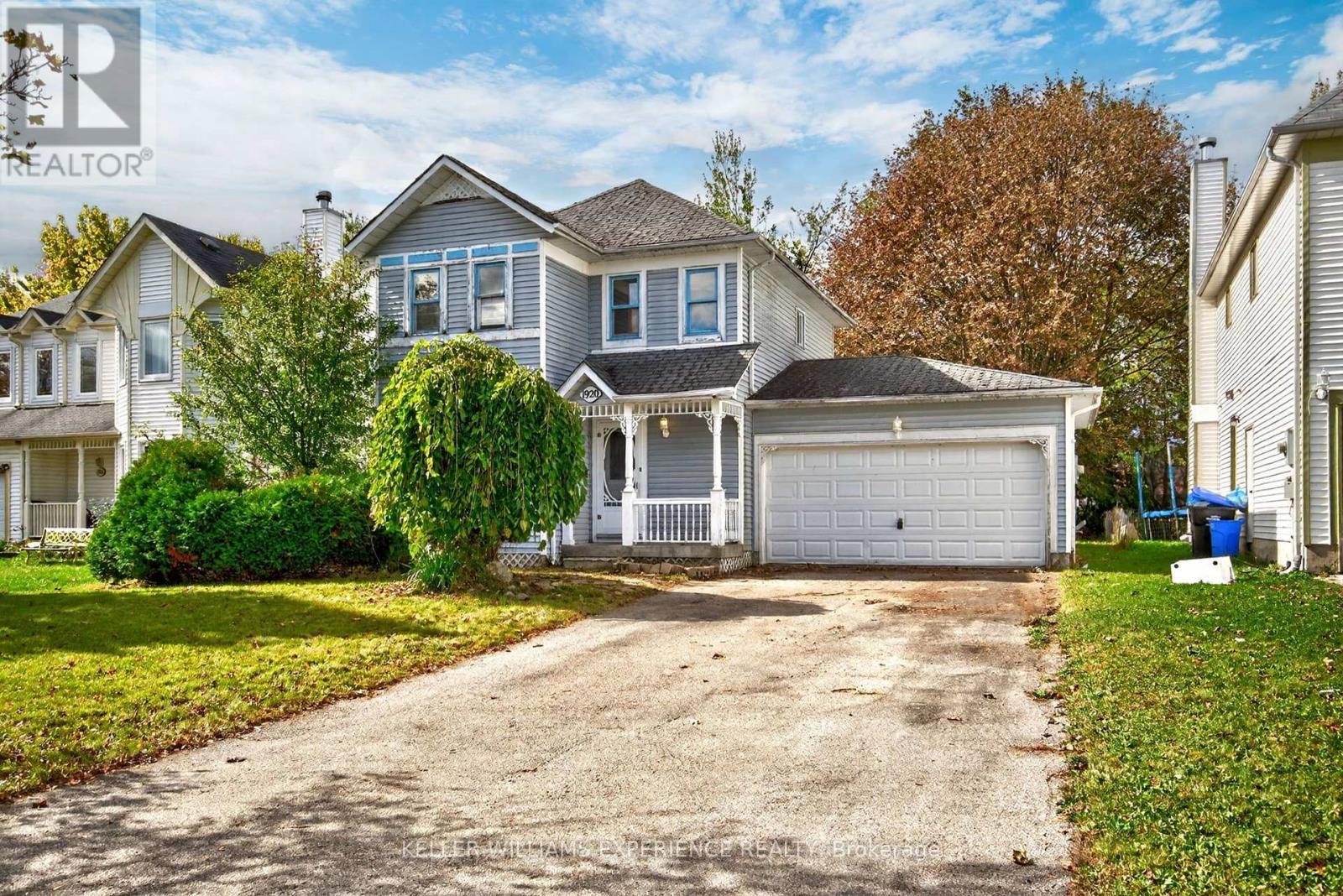 1920 Applewood Avenue Property Photo 1