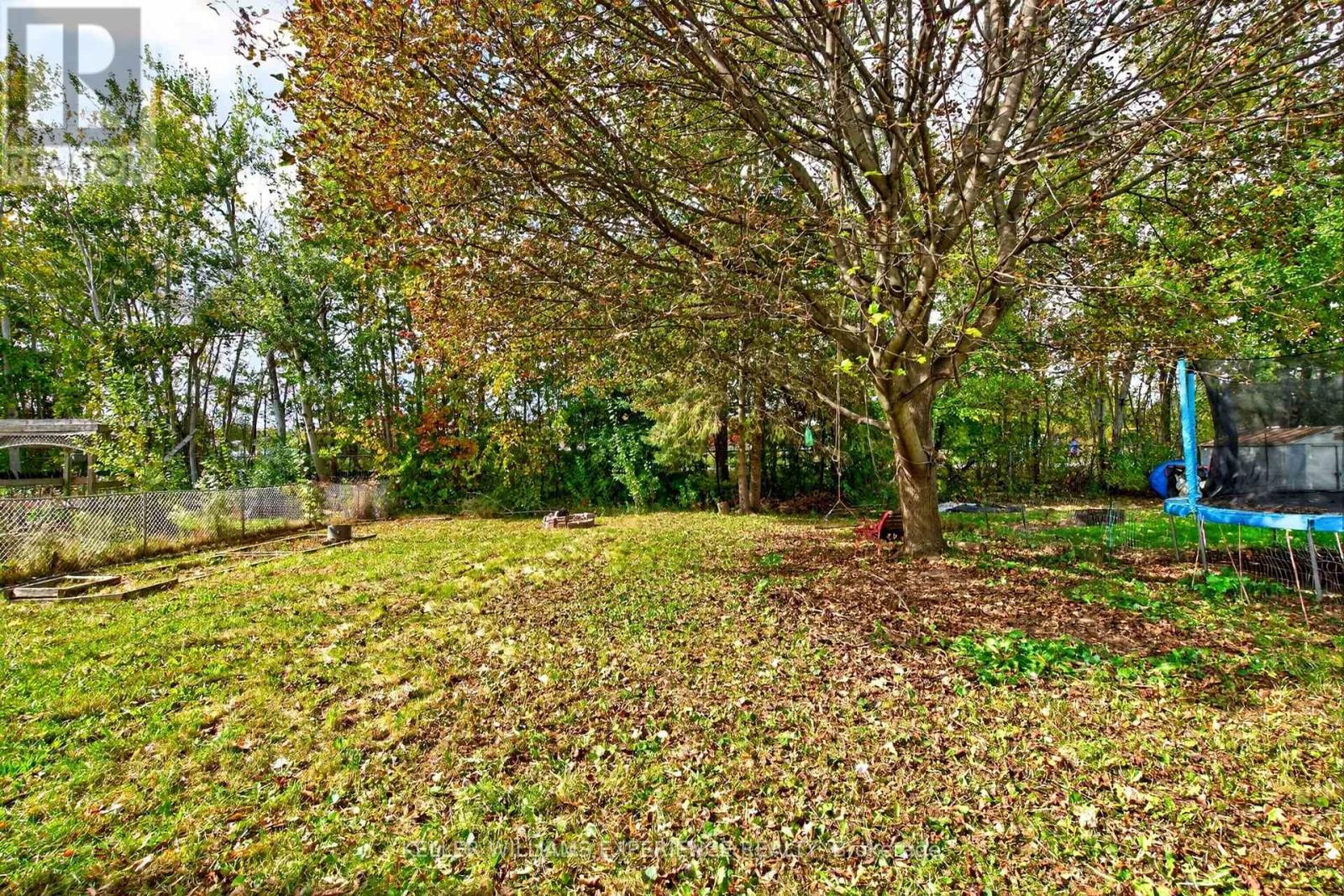 1920 Applewood Avenue Property Photo 9
