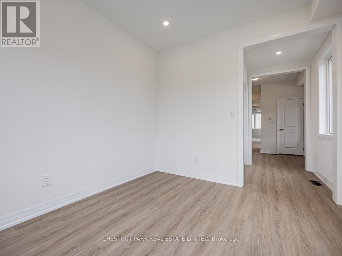 41 Robert Eaton Avenue Property Photo 17