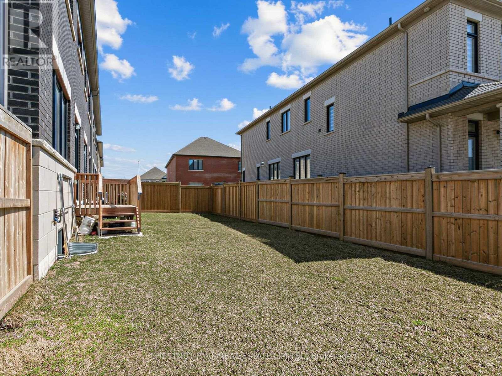 41 Robert Eaton Avenue Property Photo 36