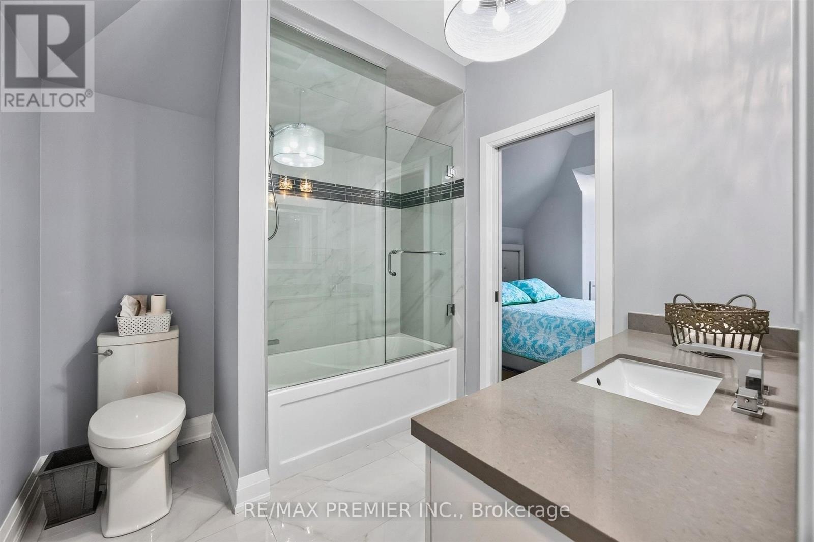 31 Malaren Road Property Photo 23