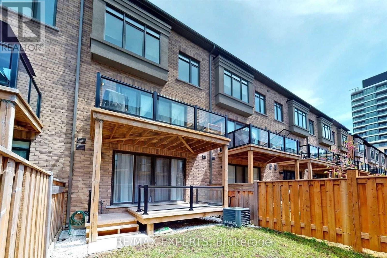 21 Fancamp Drive Property Photo 30