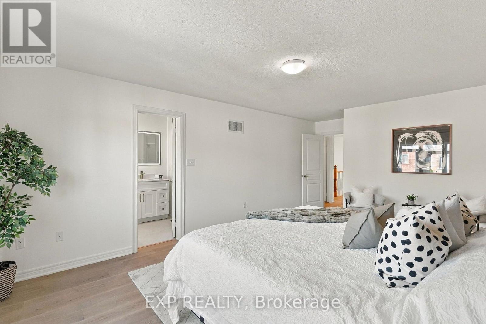 262 Wilfred Murison Avenue Property Photo 17