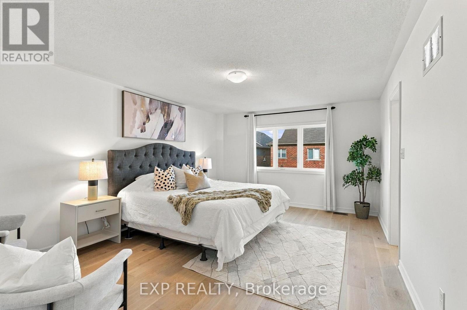 262 Wilfred Murison Avenue Property Photo 18