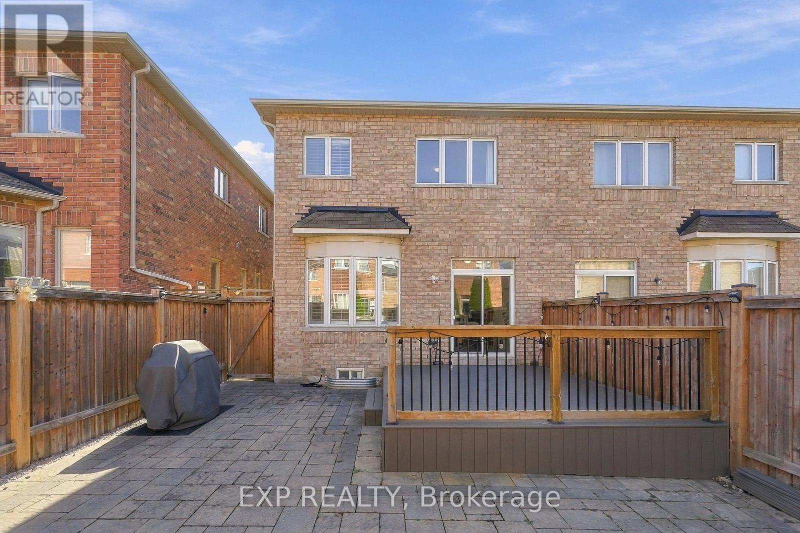262 Wilfred Murison Avenue Property Photo 40