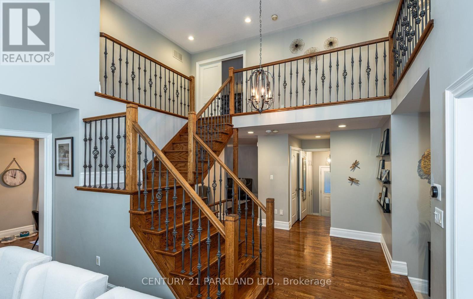 164 Carlyle Crescent Property Photo 13