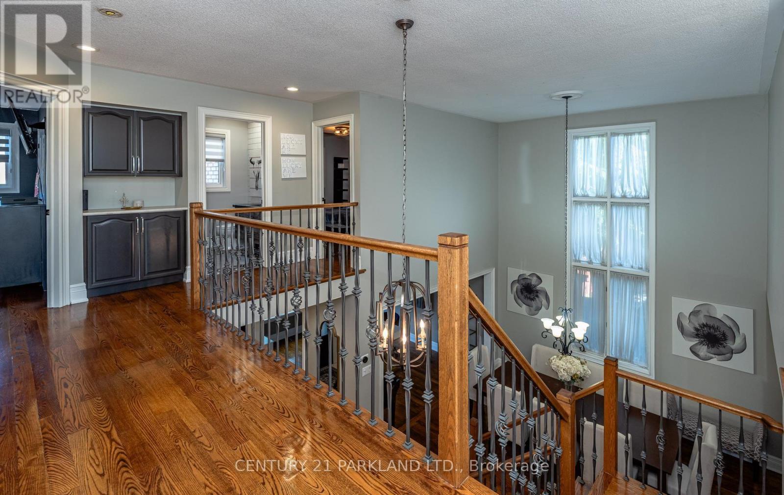 164 Carlyle Crescent Property Photo 20