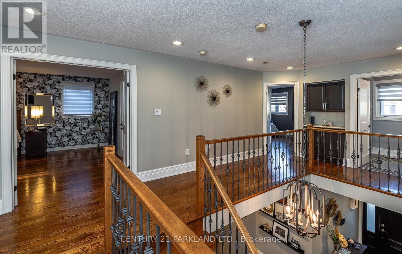 164 Carlyle Crescent Property Photo 24