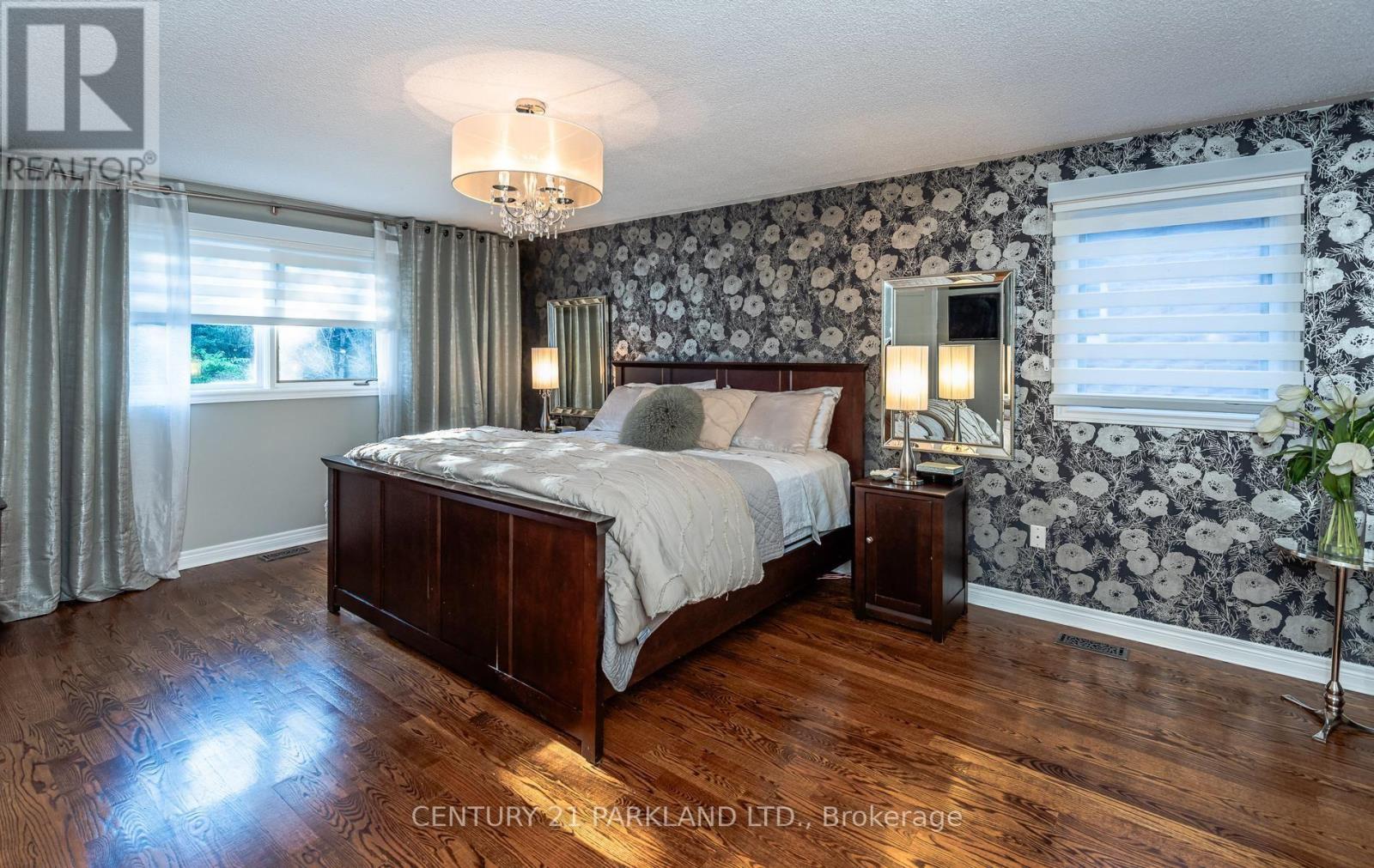 164 Carlyle Crescent Property Photo 25