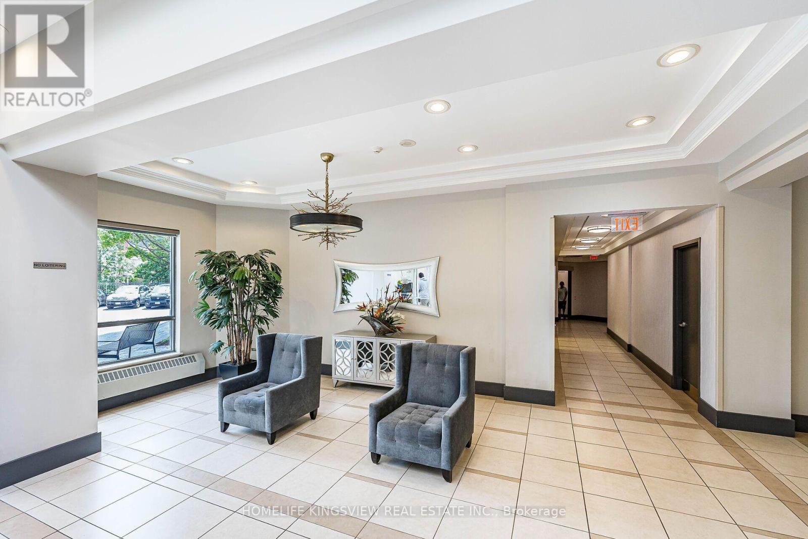 1104 - 60 Disera Drive Property Photo 3