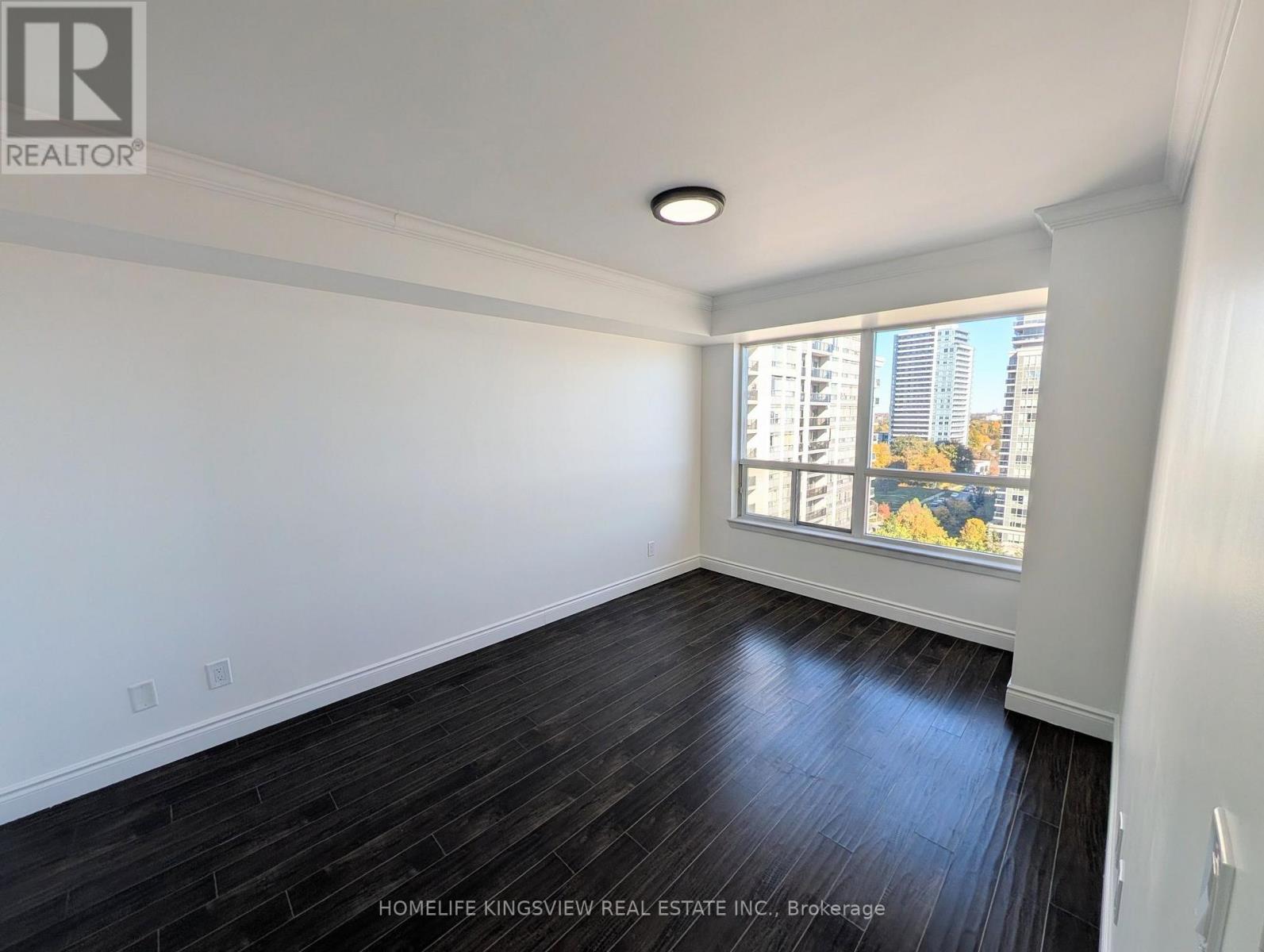 1104 - 60 Disera Drive Property Photo 18