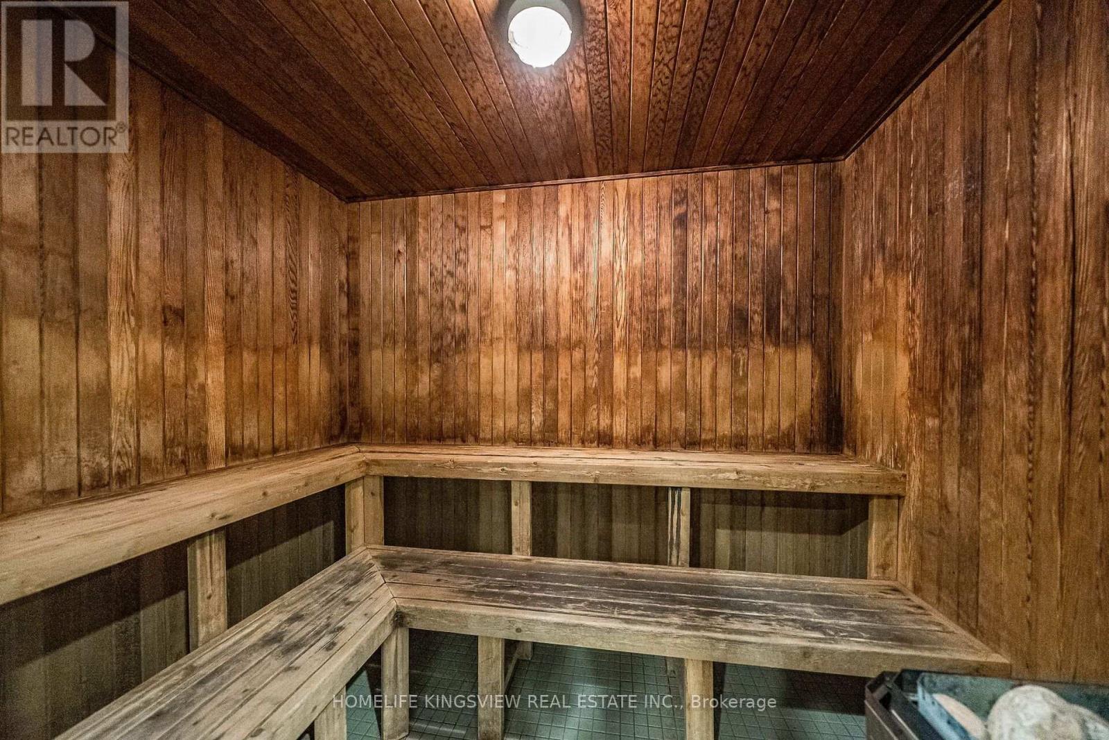 1104 - 60 Disera Drive Property Photo 23