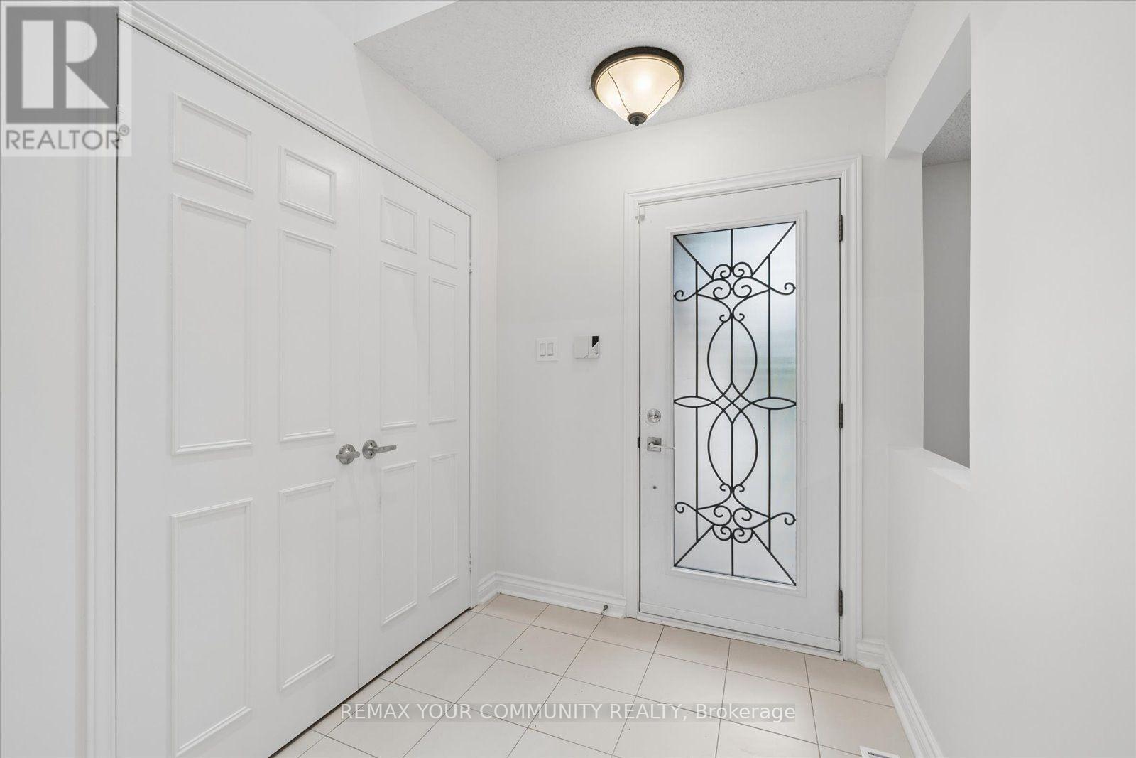 102 Edmund Seager Drive Property Photo 2