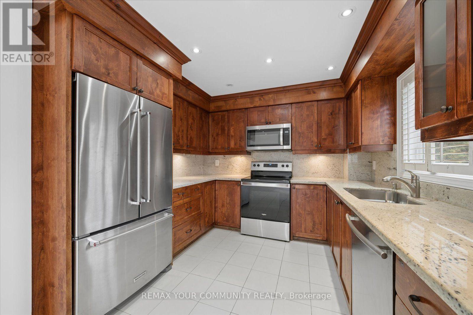 102 Edmund Seager Drive Property Photo 8