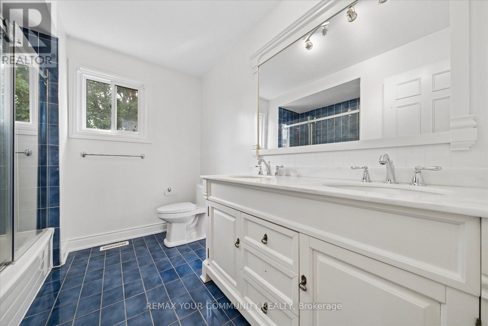 102 Edmund Seager Drive Property Photo 31