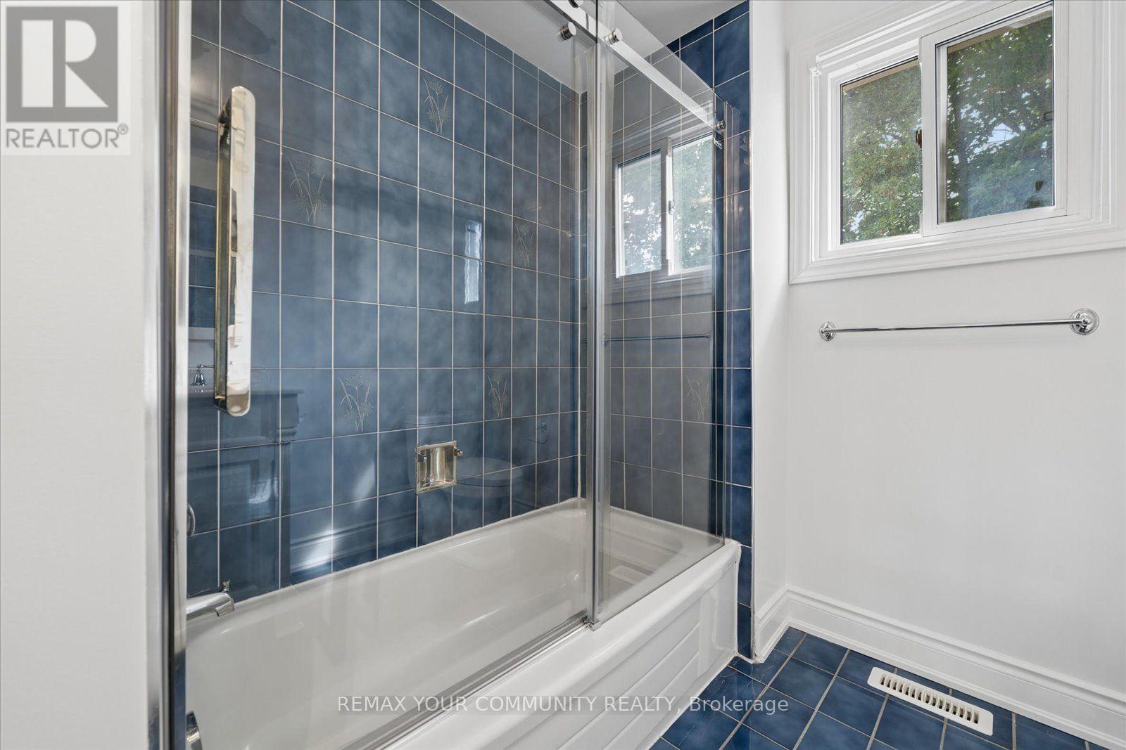 102 Edmund Seager Drive Property Photo 32