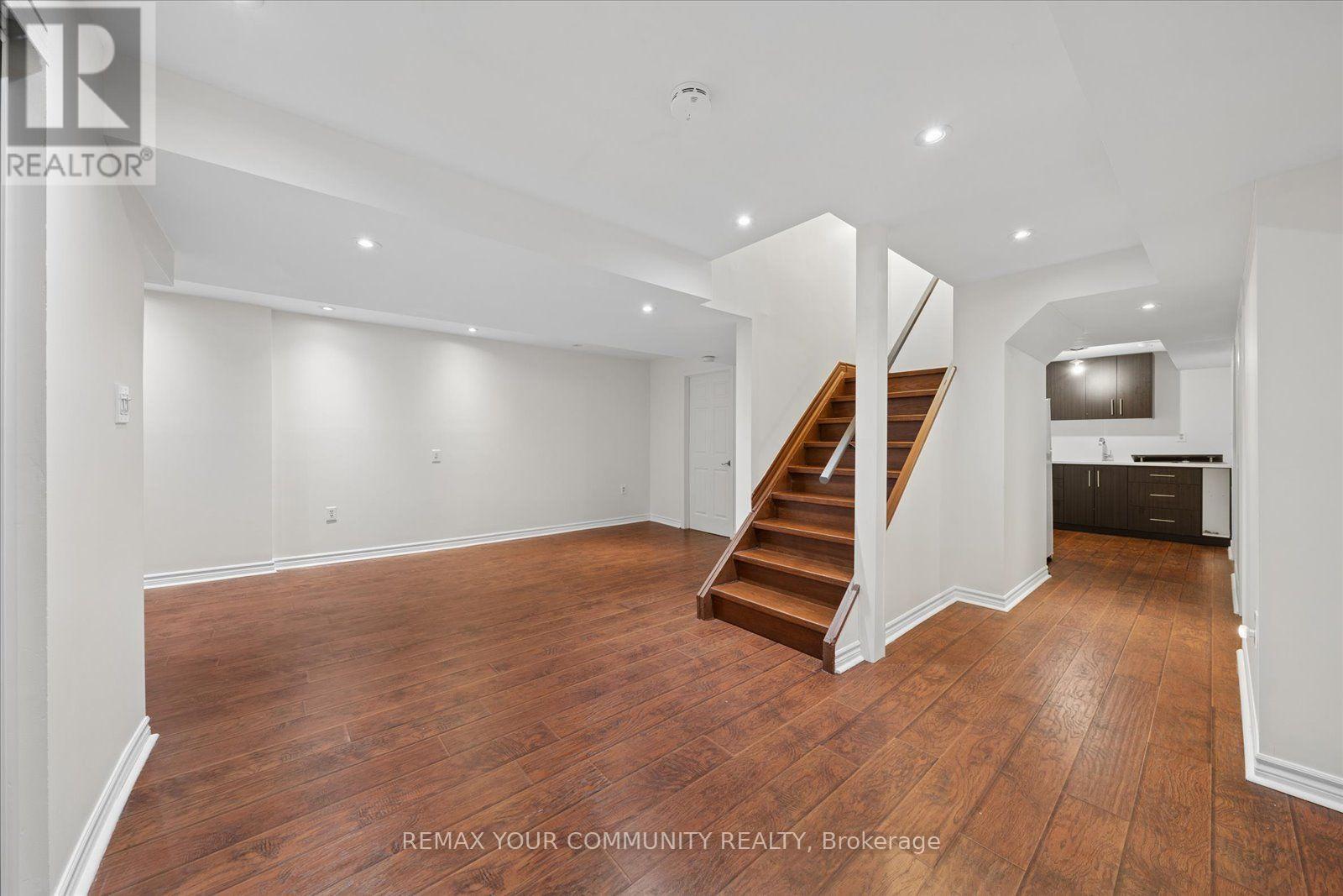 102 Edmund Seager Drive Property Photo 38
