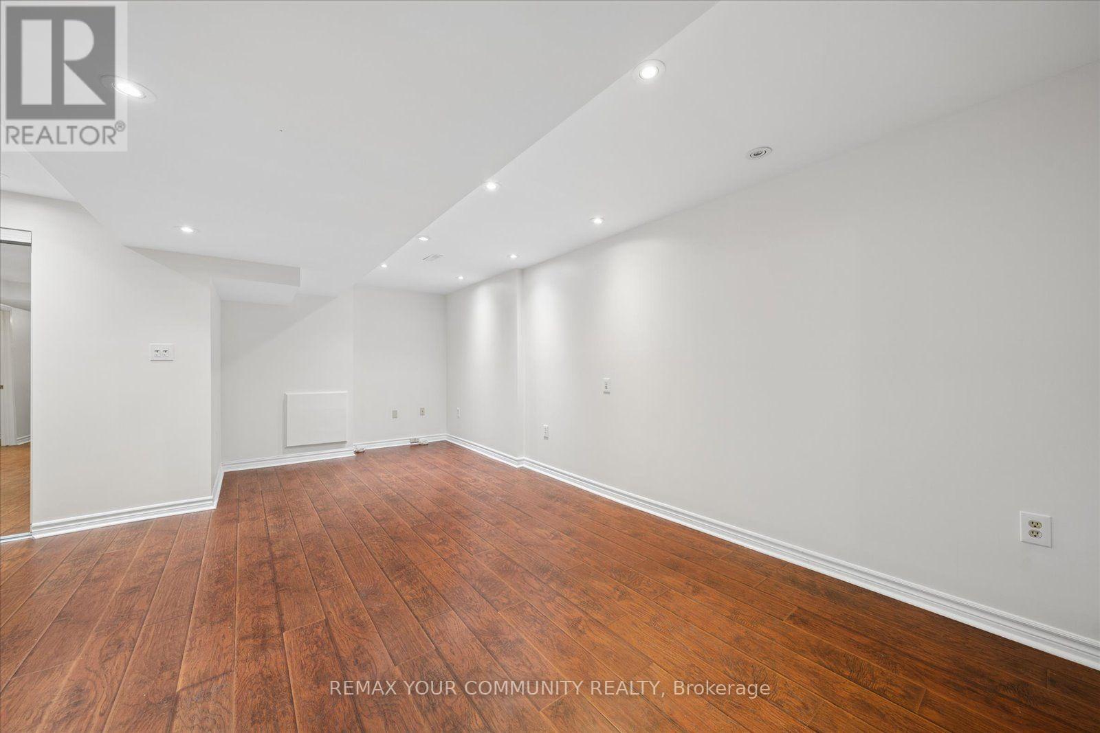 102 Edmund Seager Drive Property Photo 40