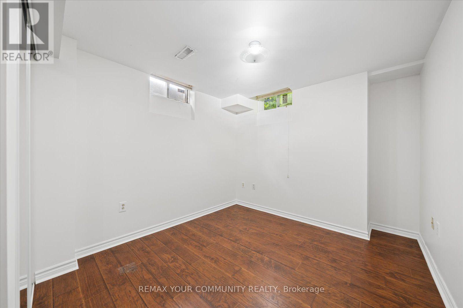 102 Edmund Seager Drive Property Photo 43