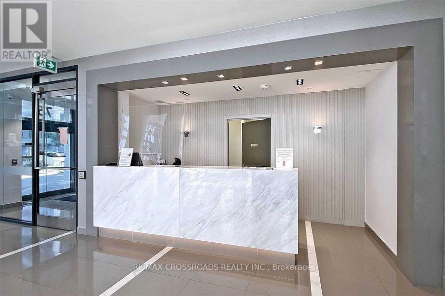 1608 - 75 Oneida Crescent Property Photo 3