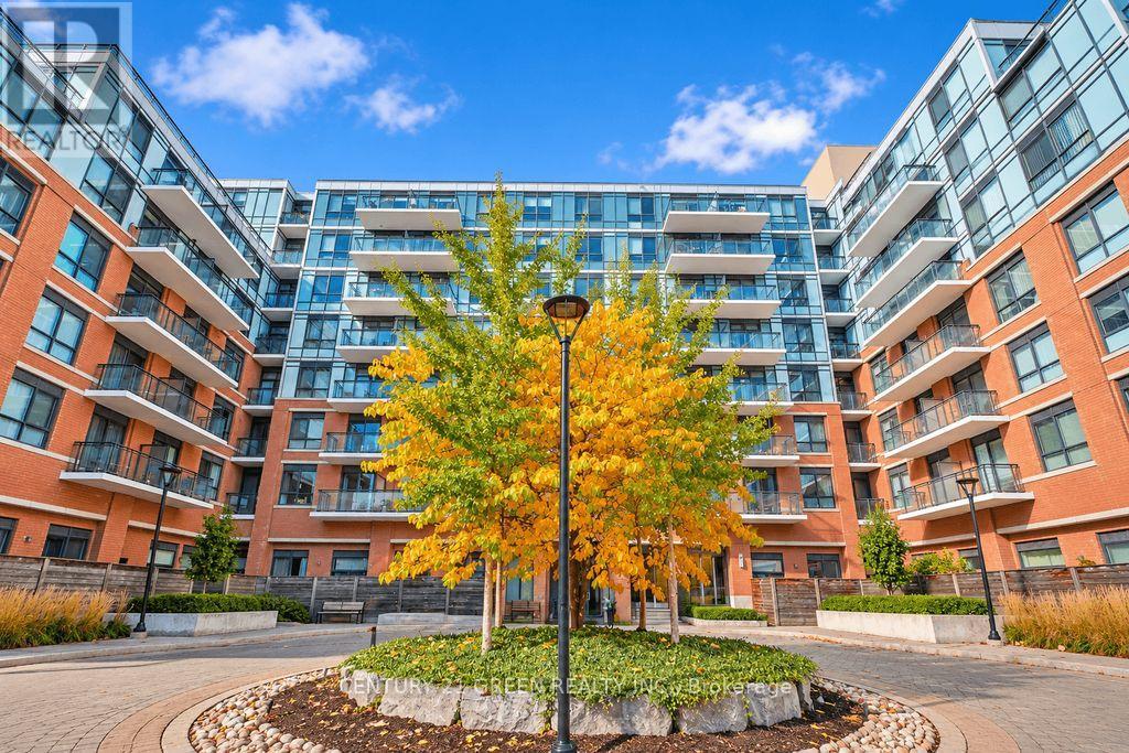 611 - 11611 Yonge Street Property Photo 1