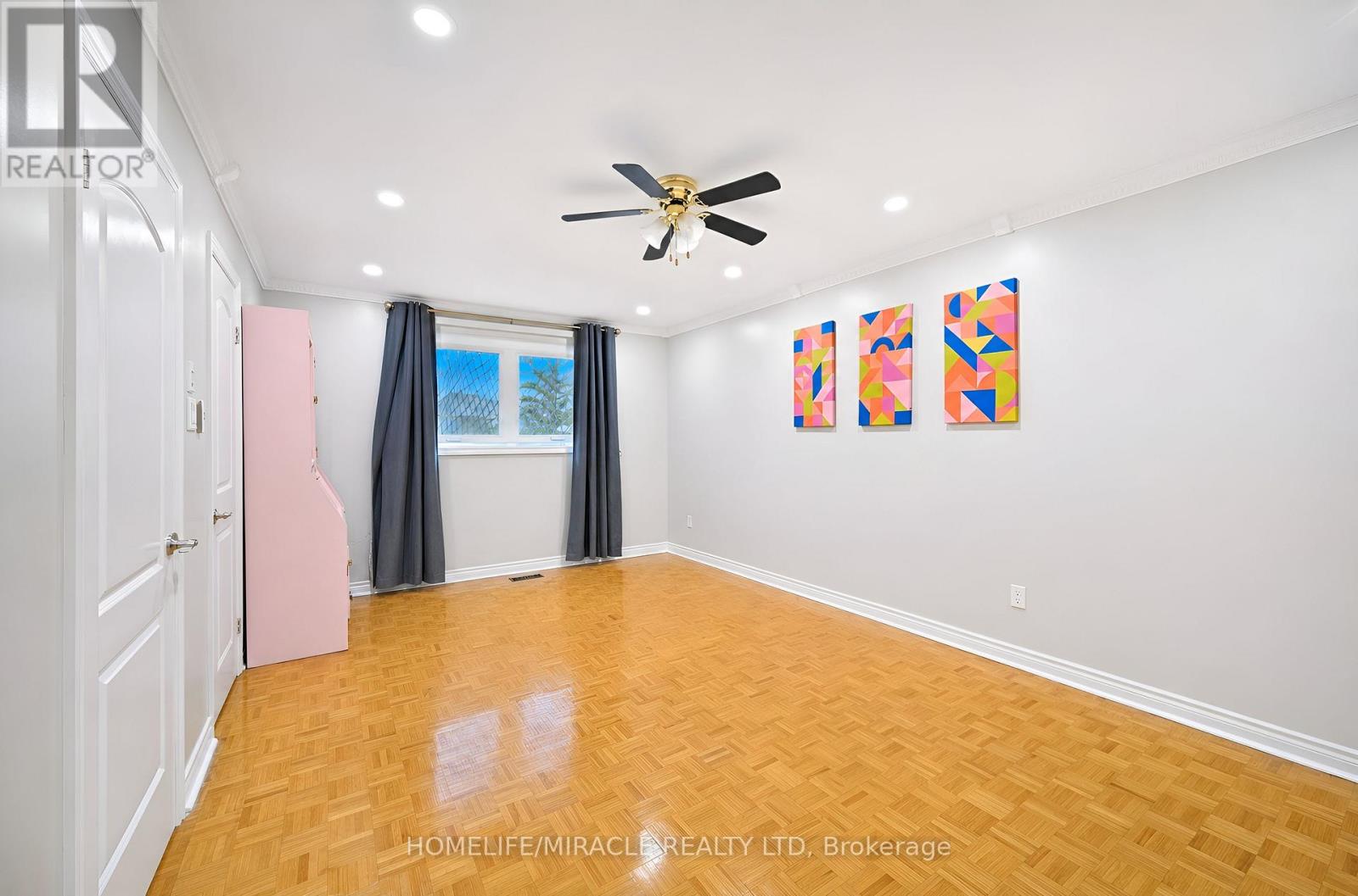 8173 Martin Grove Road Property Photo 25