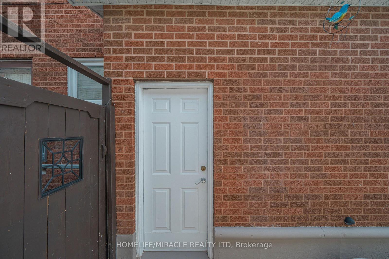 8173 Martin Grove Road Property Photo 47