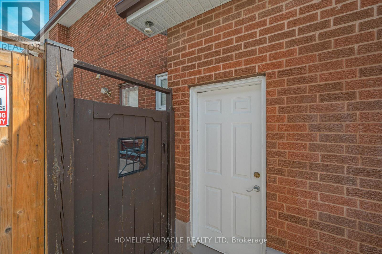8173 Martin Grove Road Property Photo 49