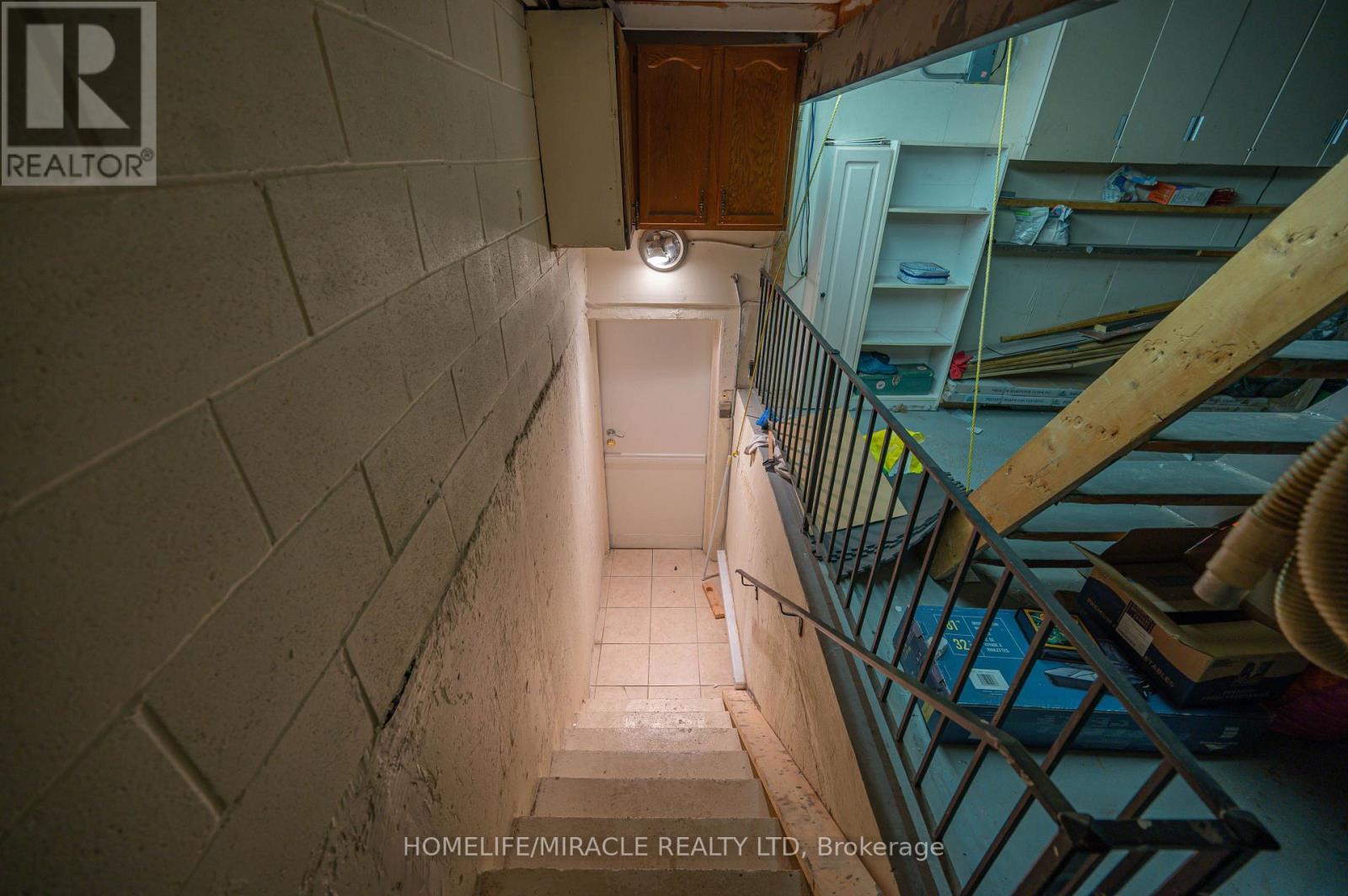 8173 Martin Grove Road Property Photo 50
