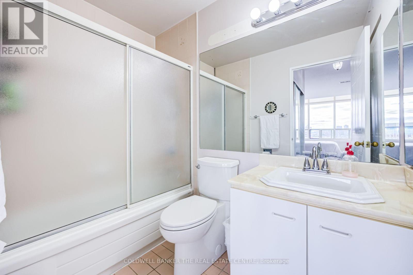 Ph22 - 32 Clarissa Drive Property Photo 17
