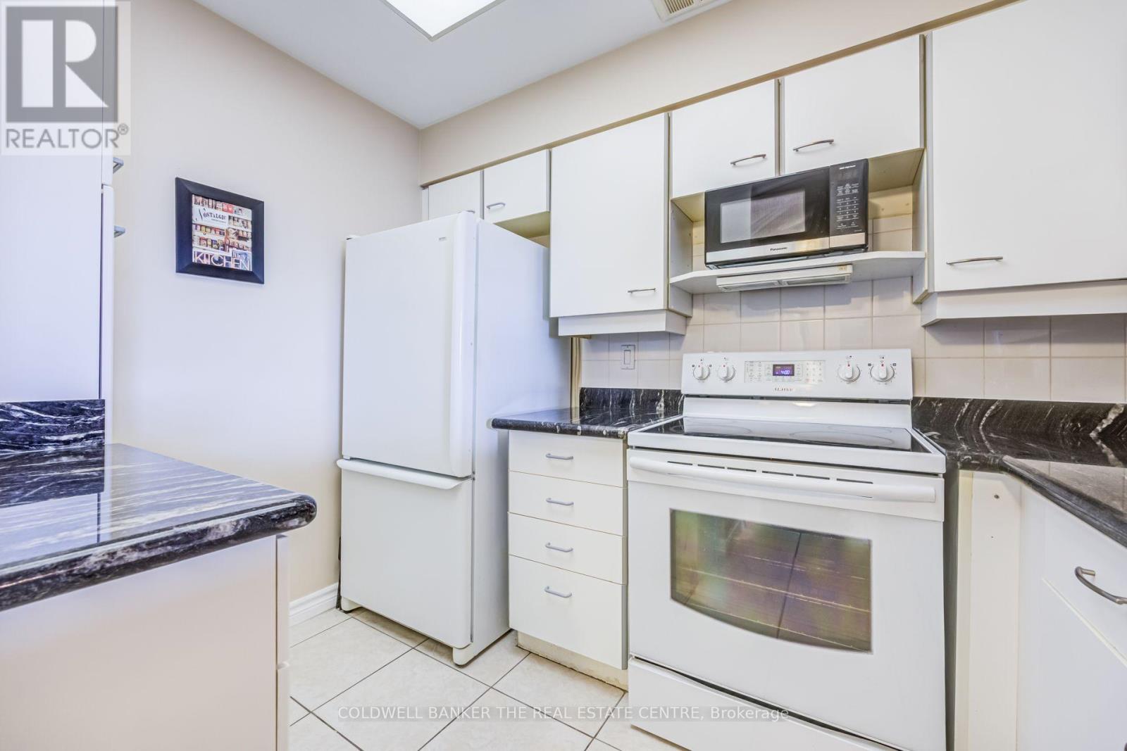 Ph22 - 32 Clarissa Drive Property Photo 24