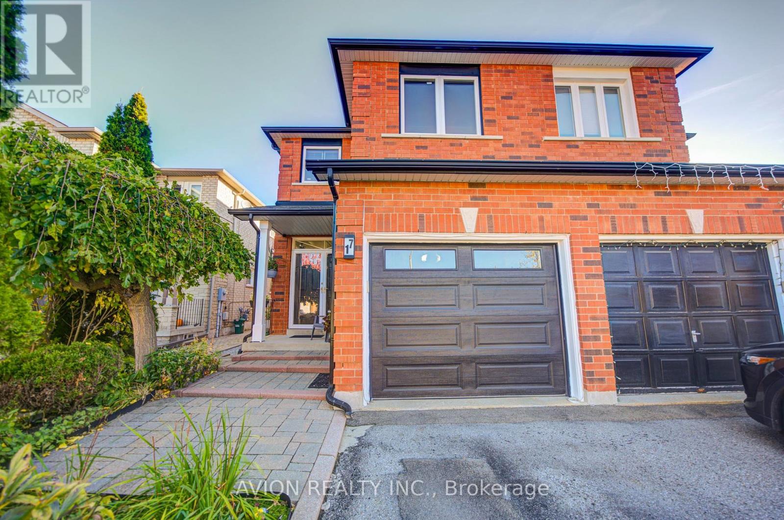 17 Indigo Street Property Photo 1