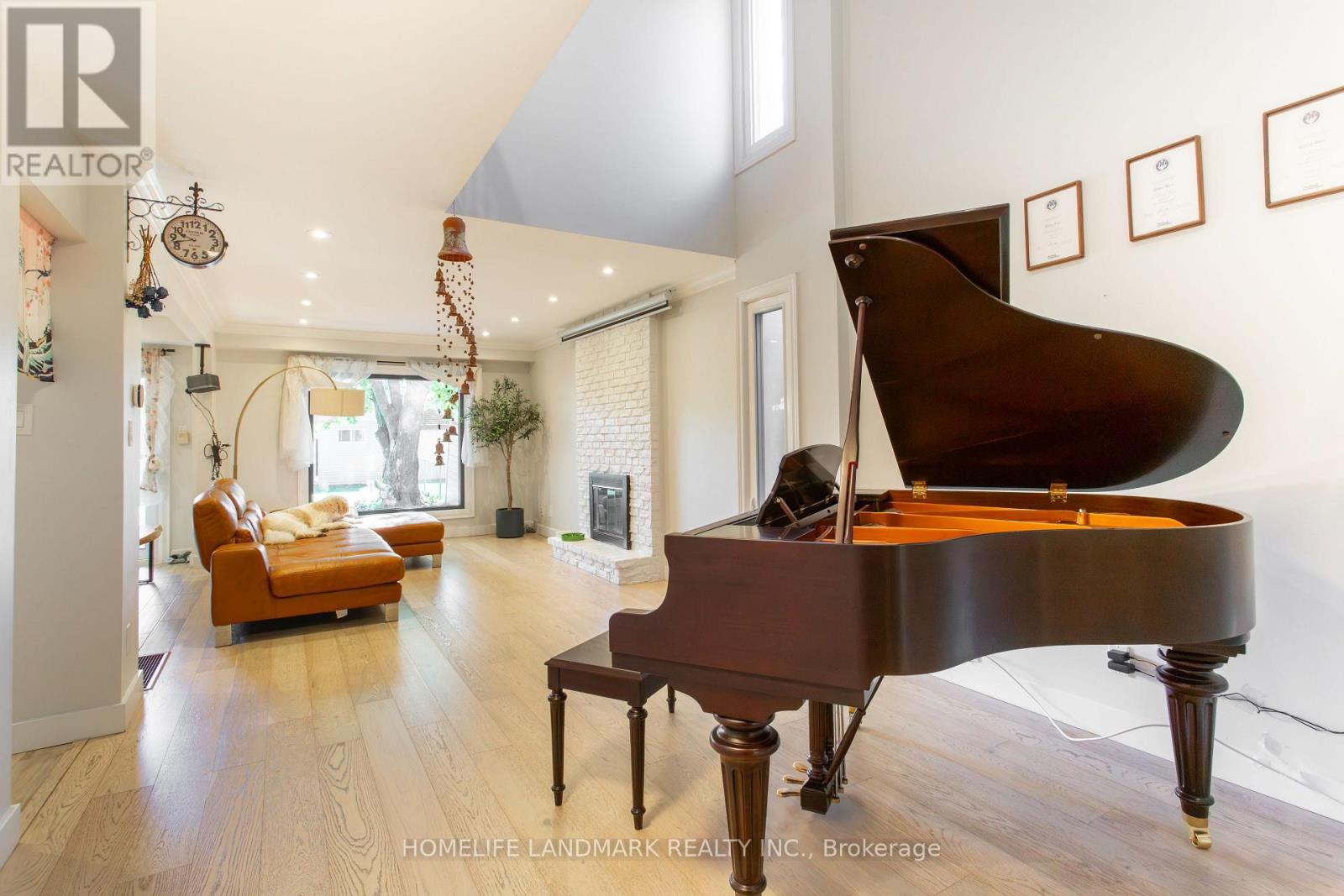 15 Foxglove Court Property Photo 8