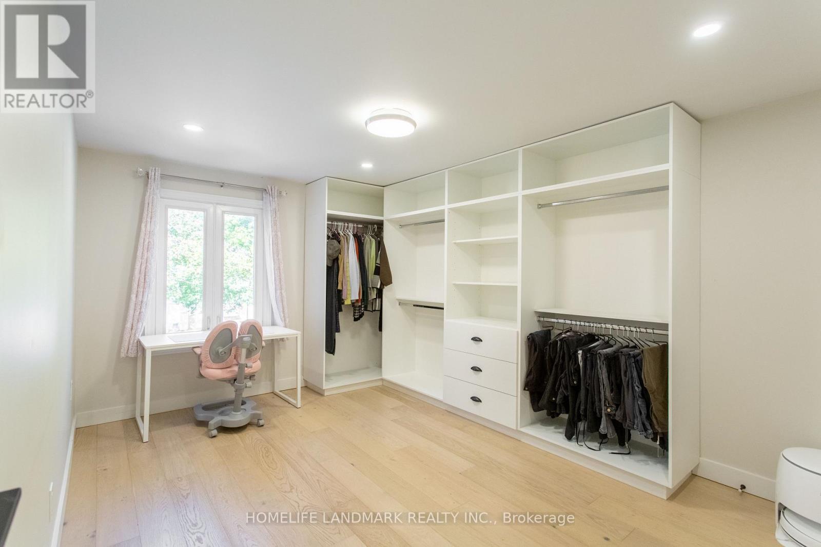 15 Foxglove Court Property Photo 16