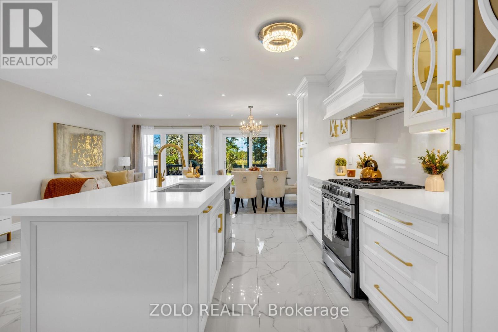 8785 8th Line Property Photo 9
