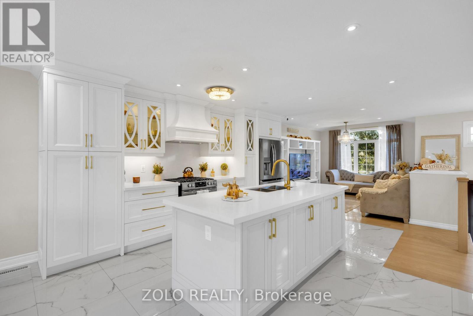 8785 8th Line Property Photo 10