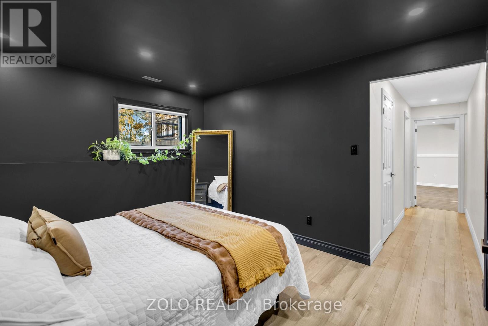 8785 8th Line Property Photo 34