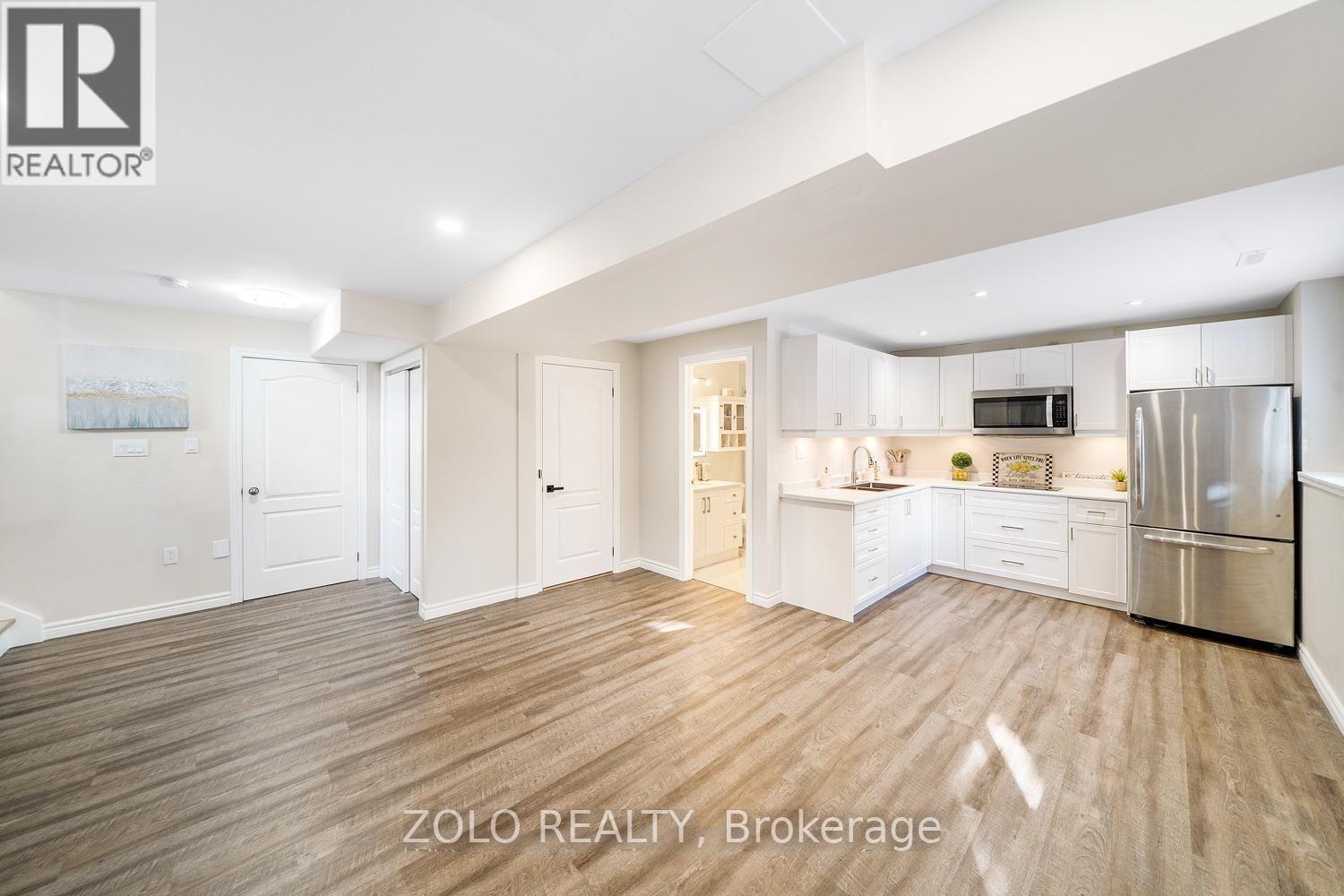 8785 8th Line Property Photo 36