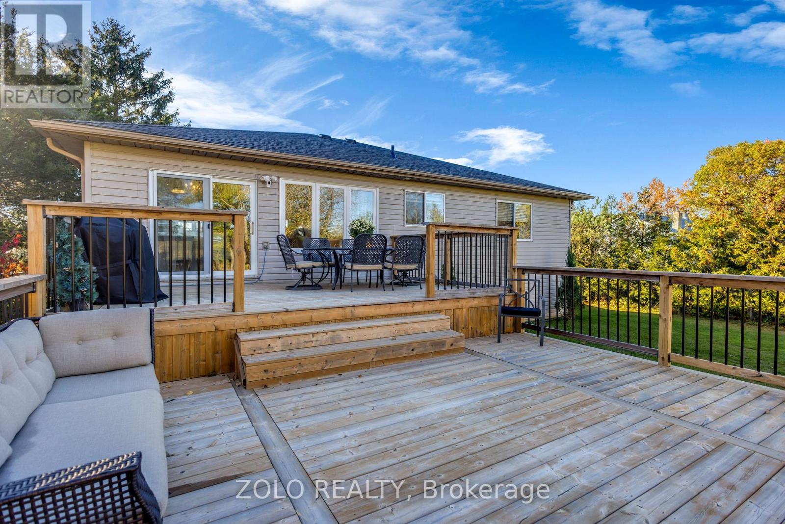 8785 8th Line Property Photo 43