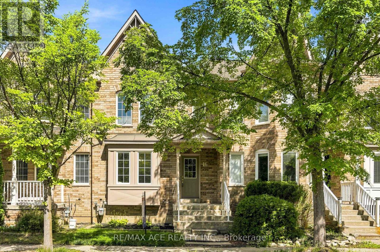 16 White's Hill Avenue Property Photo 1