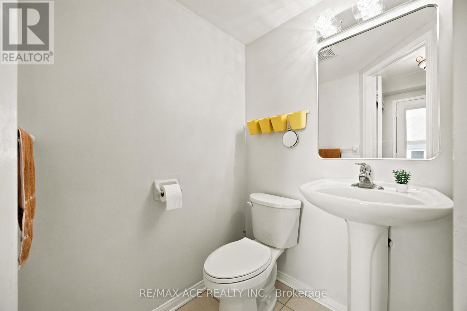 16 White's Hill Avenue Property Photo 15