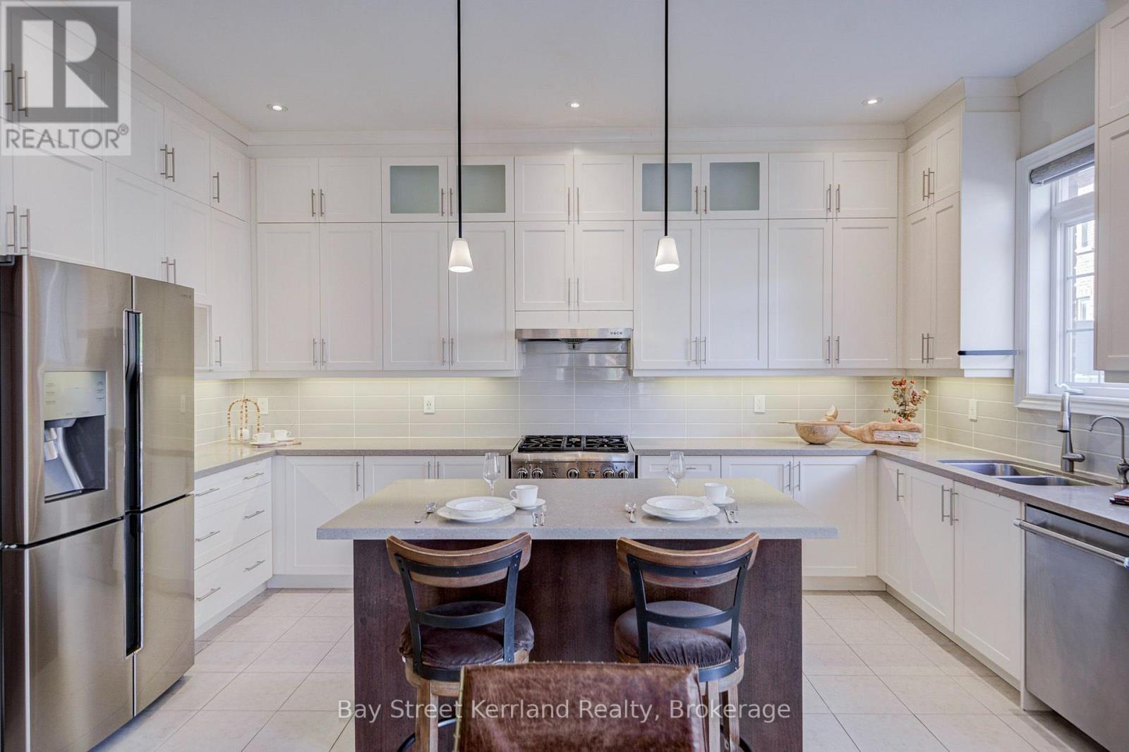 36 Willow Heights Boulevard Property Photo 15