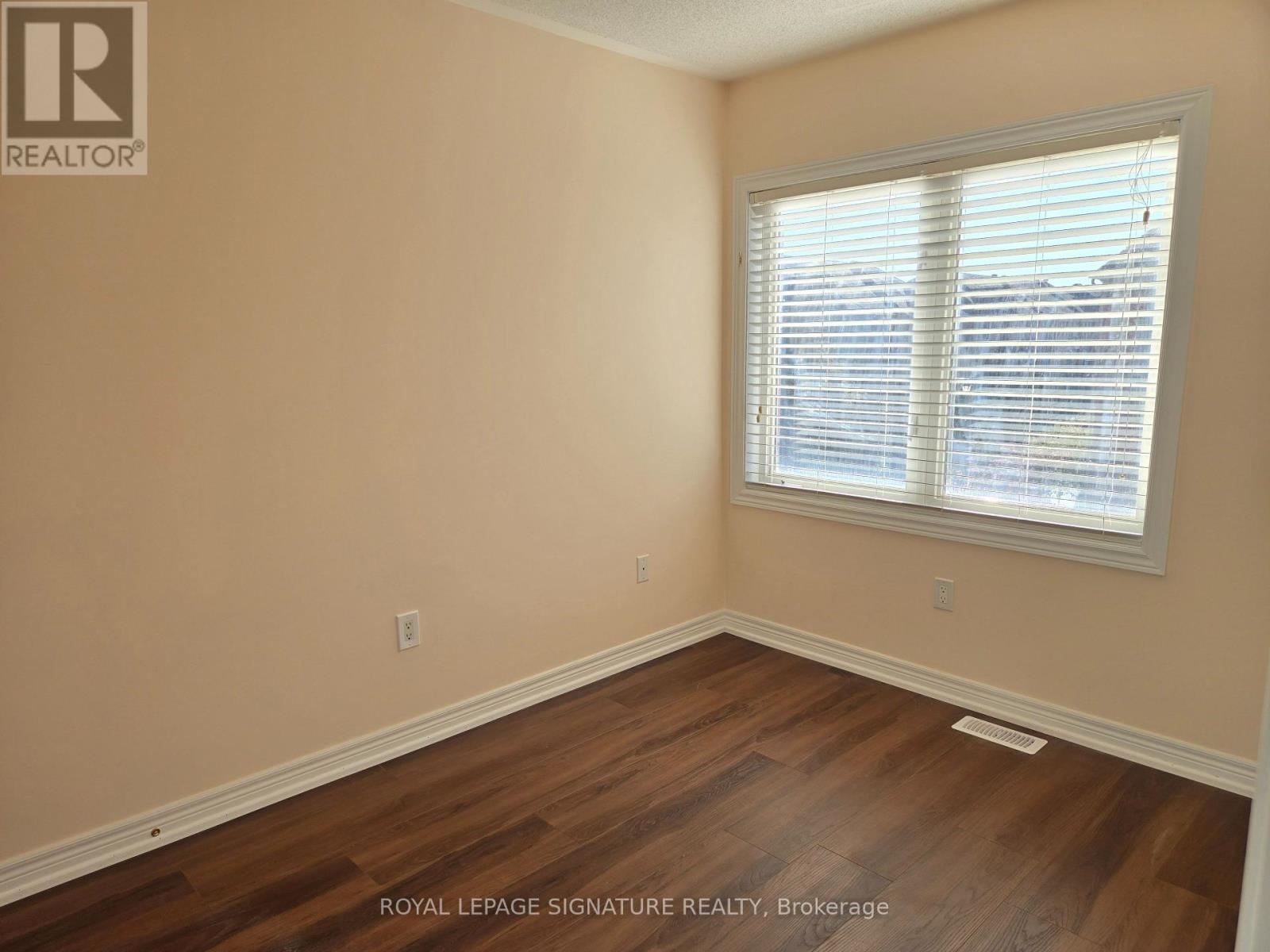 26 Helen Street Property Photo 22