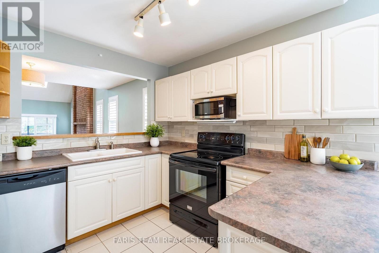 88 Green Briar Road Property Photo 5