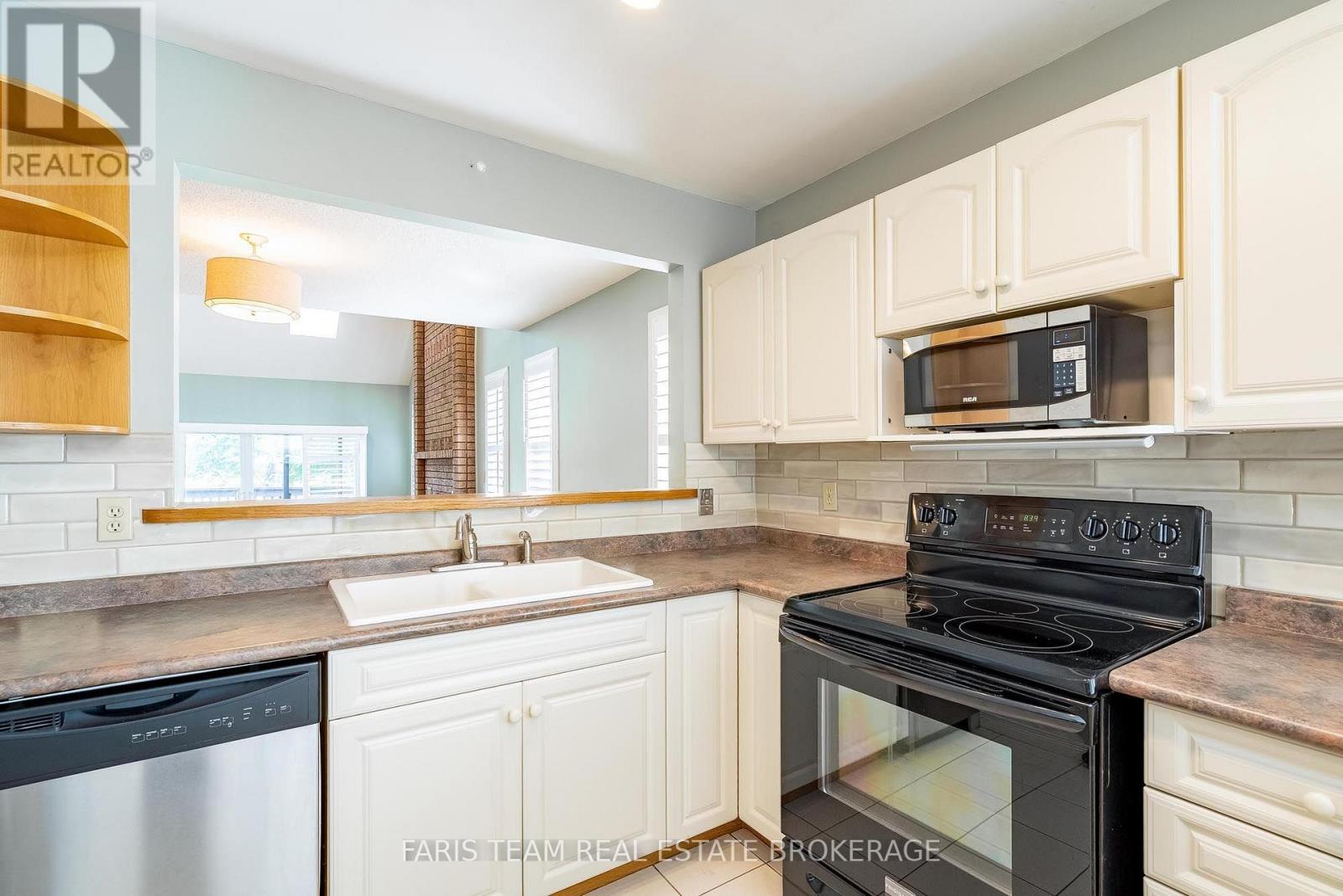 88 Green Briar Road Property Photo 6
