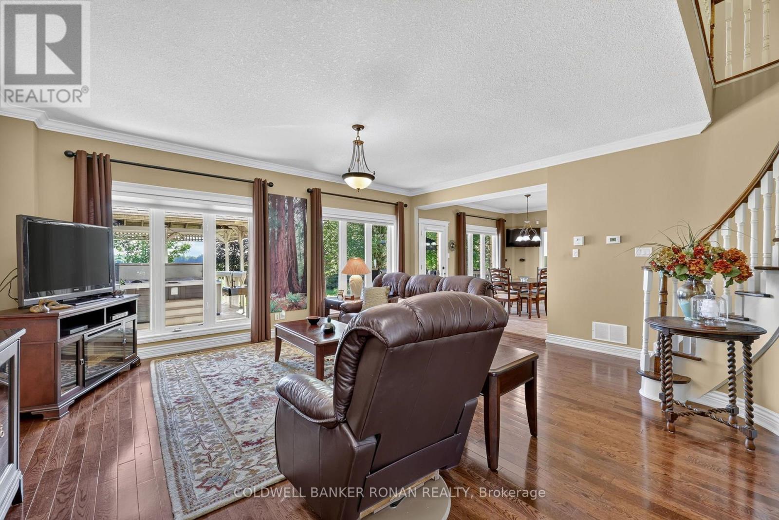 128 Denney Drive Property Photo 6
