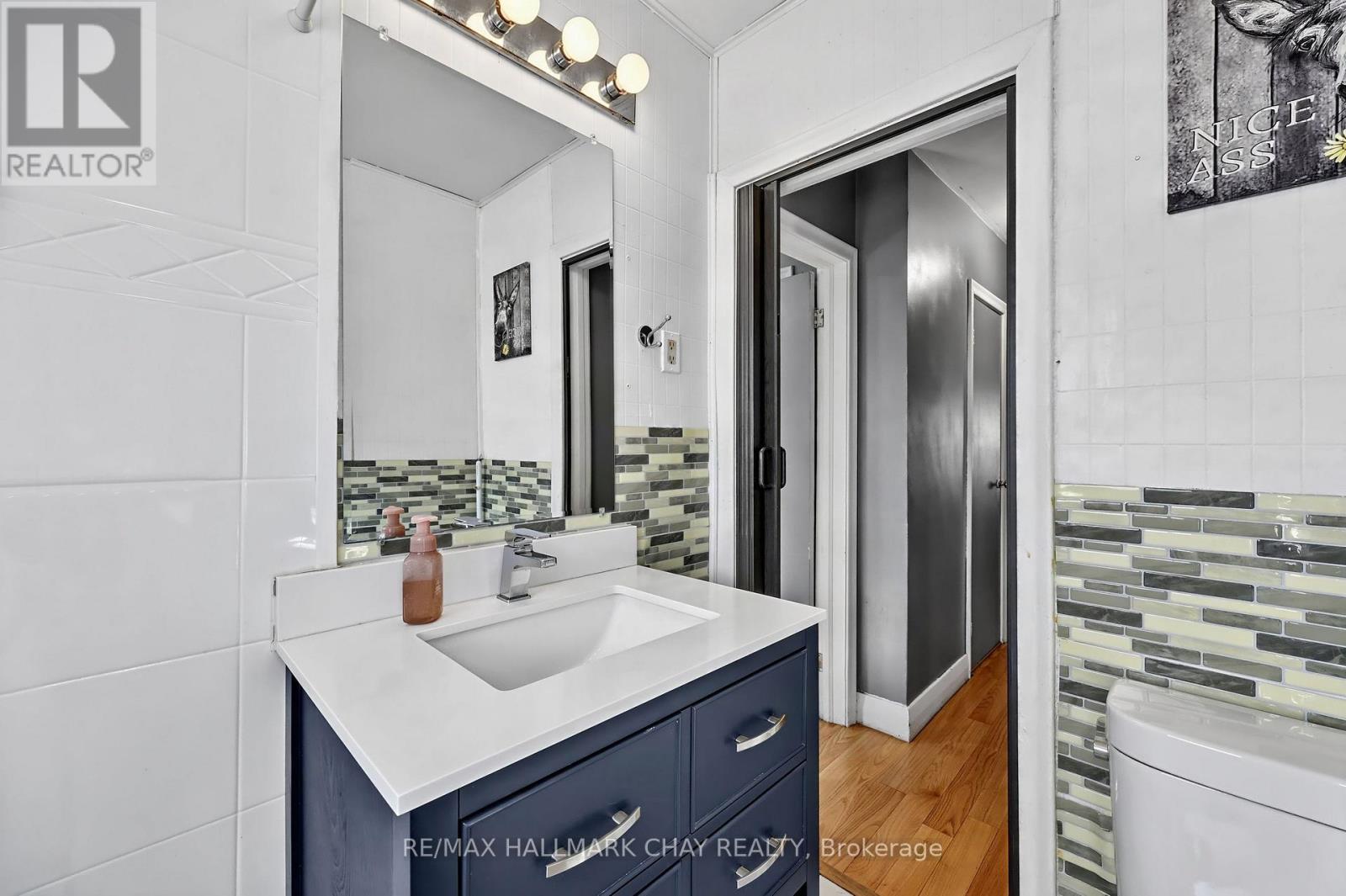 90 Roxborough Road Property Photo 14